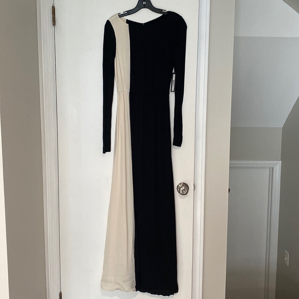 BNWT Alice + Olivia maxi dress